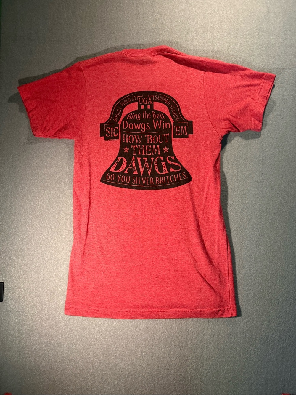 Georgia Bulldog Tultex Heather Red Short Sleeve Crewneck Tee with Chest Graphic - Picture 4 of 4